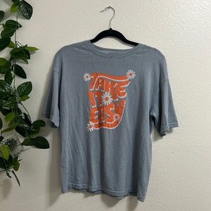 Light blue oversized graphic tee — size s